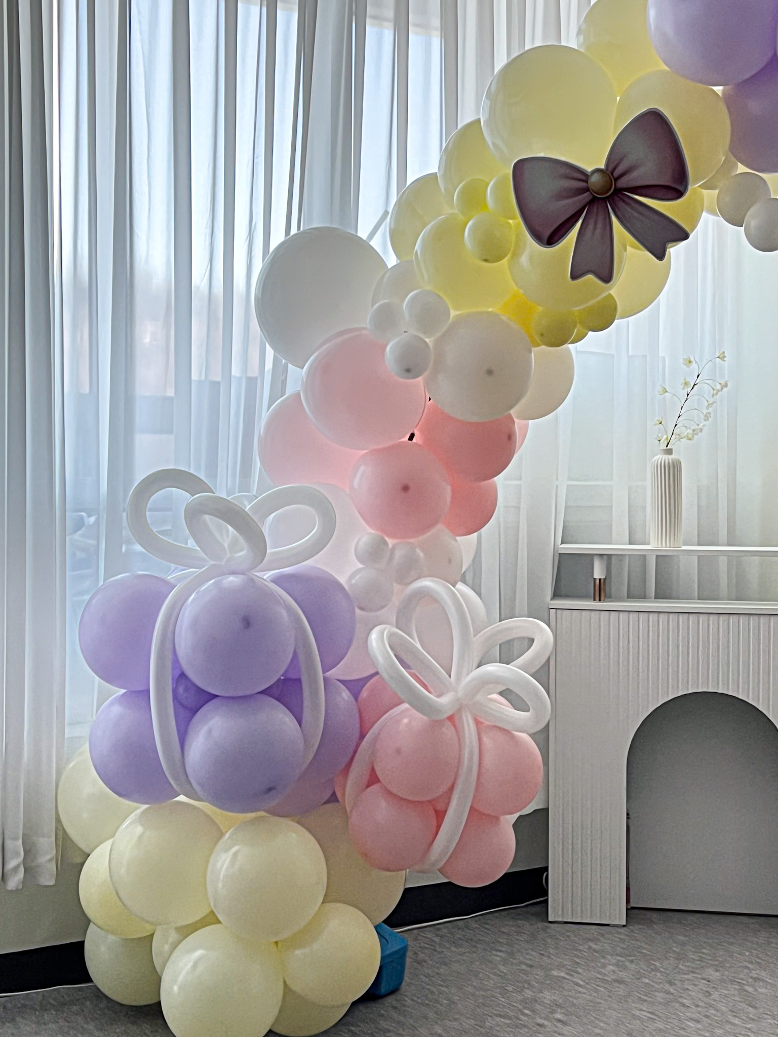 유니콘과 파스텔풍선 아치 돌잔치 장식 상세이미지 1