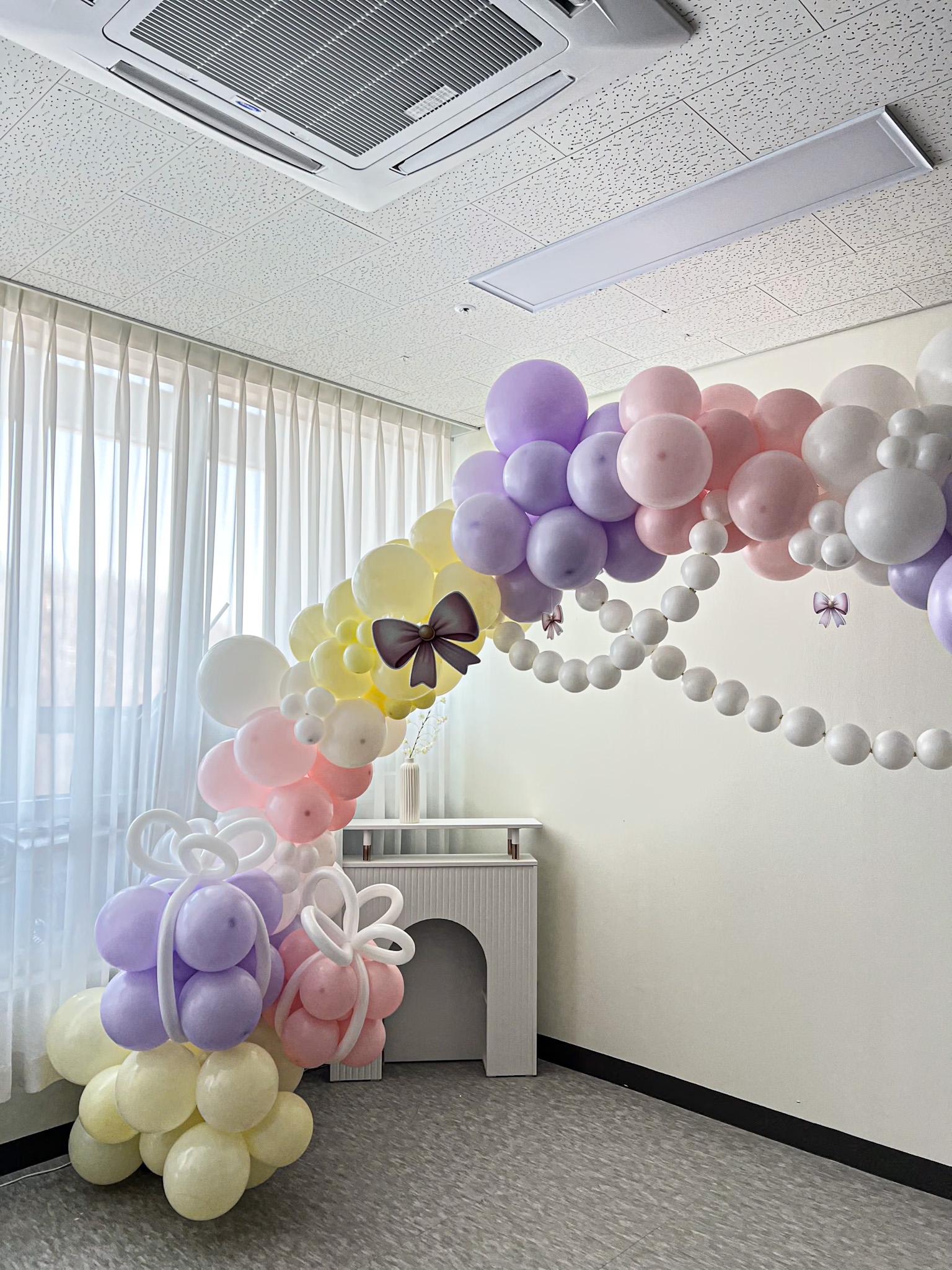 유니콘과 파스텔풍선 아치 돌잔치 장식 상세이미지 2