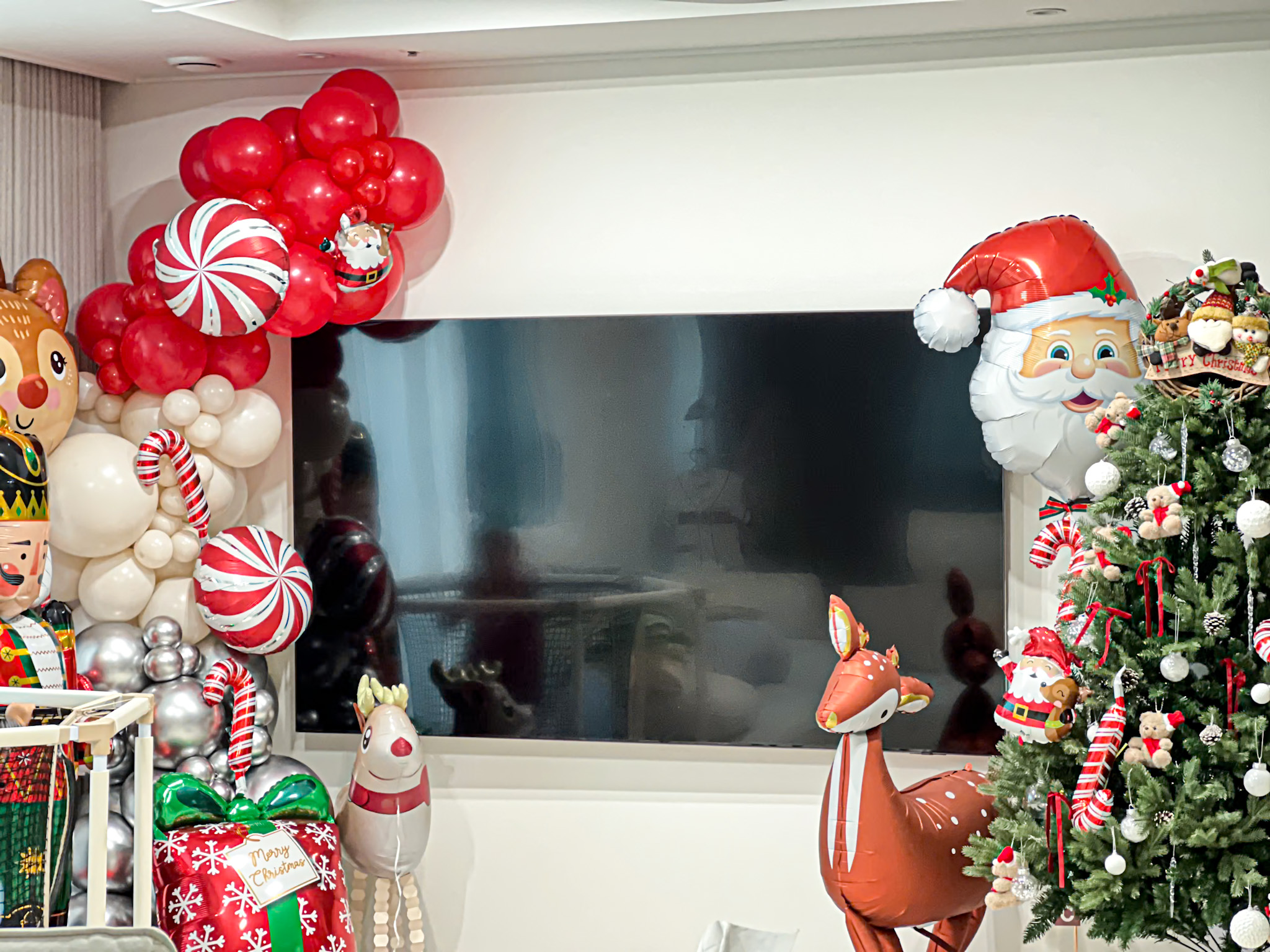 크리스마스 홈파티 풍선 & 트리 장식 상세이미지 1