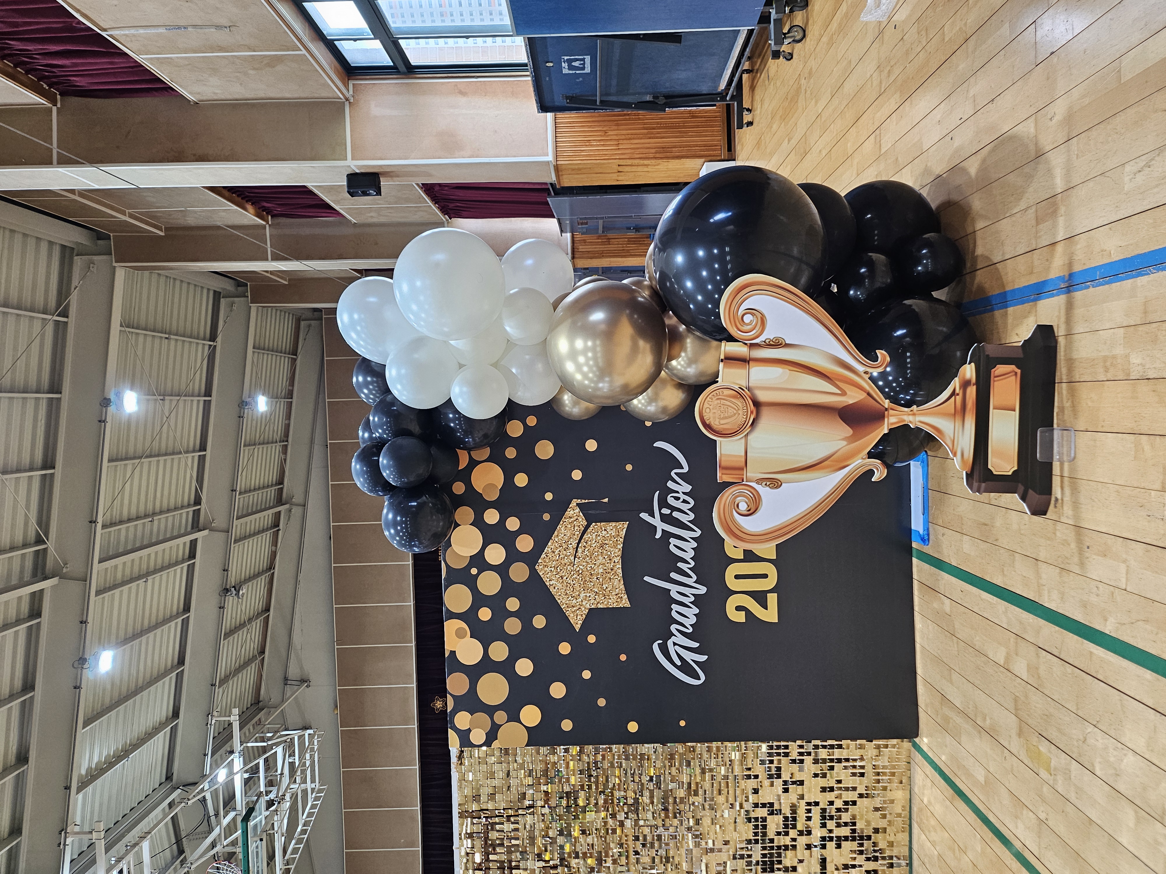 블랙&골드 졸업 포토존 상세이미지 1