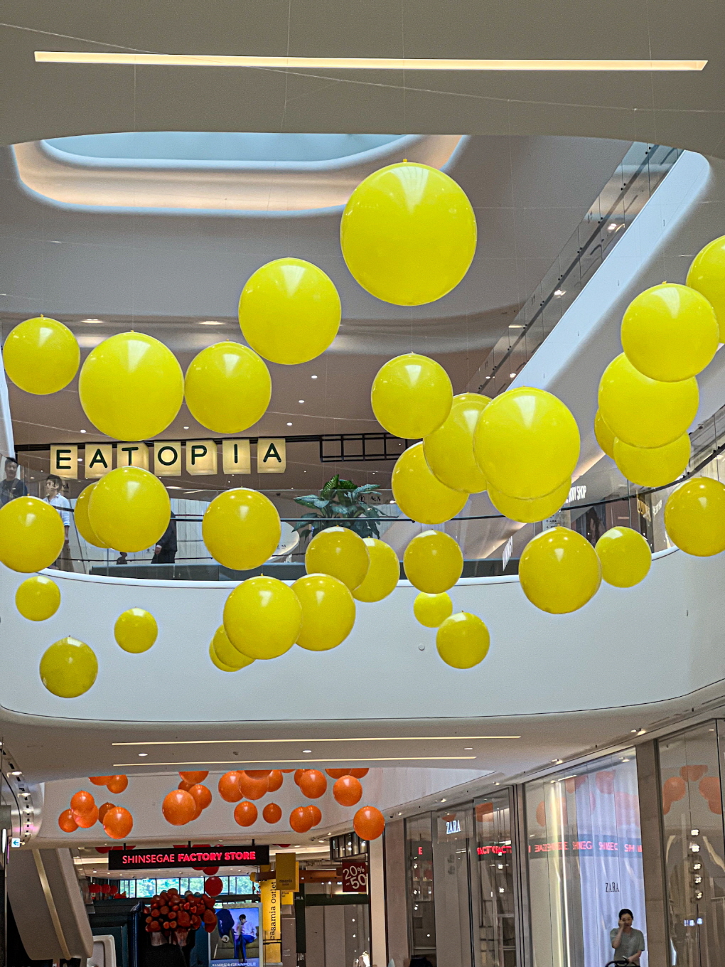 기업행사장식 - 대형 벌룬 행잉 작업 상세이미지 3