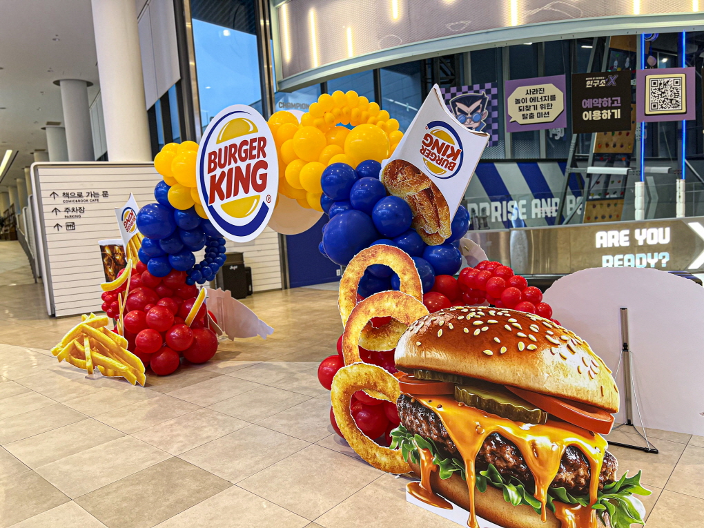 버거킹 프로모션 매장 풍선 아치 장식 상세이미지 2