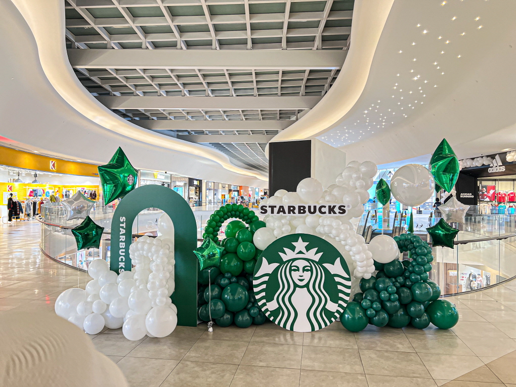스타벅스 브랜드 프로모션 풍선 포토존 상세이미지 1
