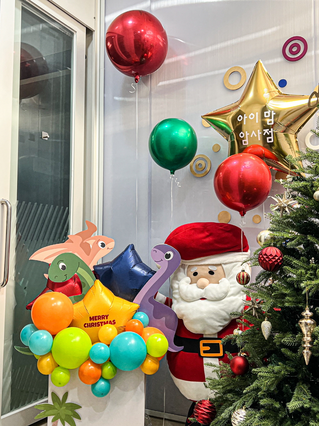 강동구 아이맘 암사점 크리스마스 시즌 공간 연출 상세이미지 1