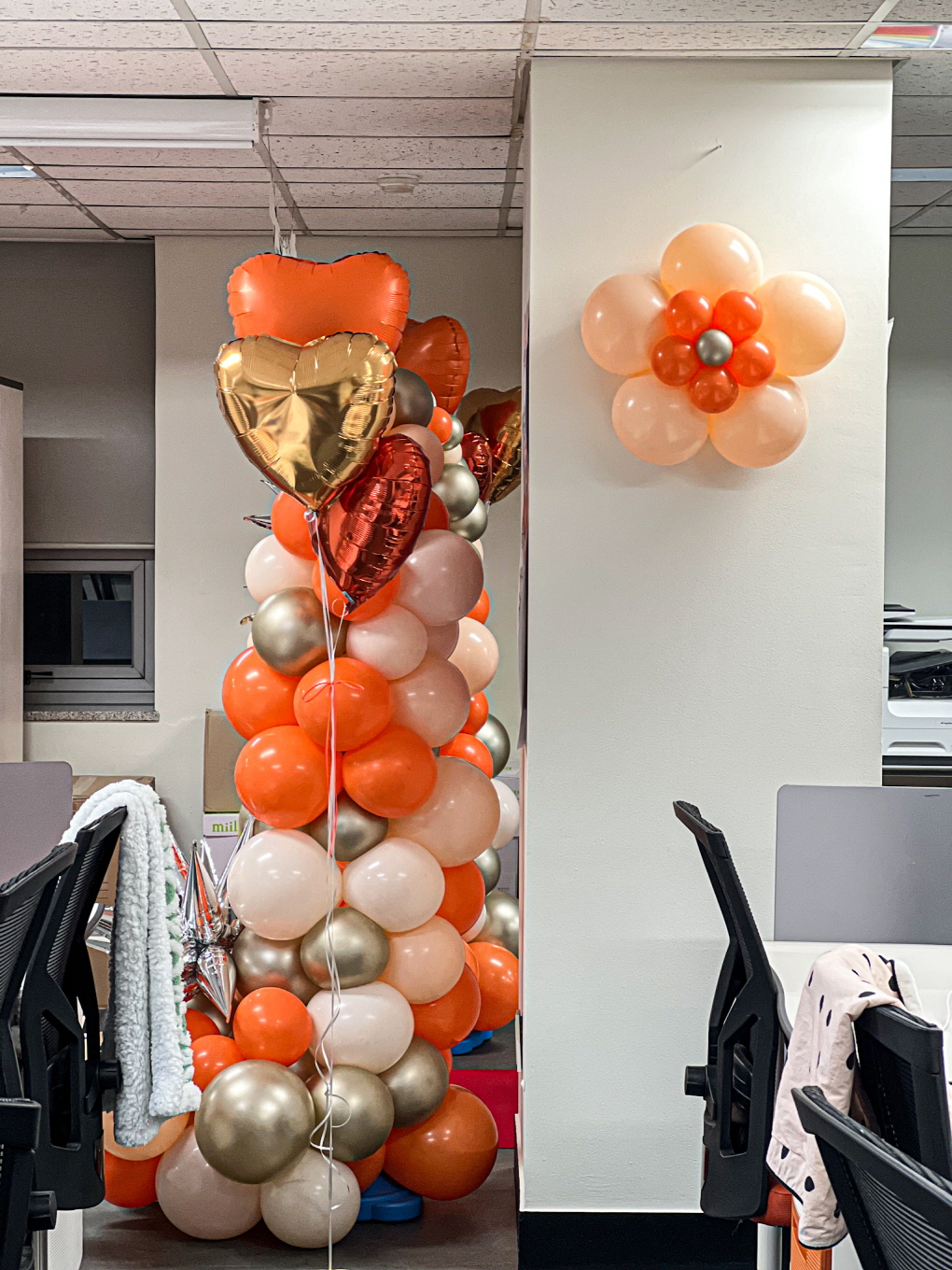 한화금융서비스 지점장님 생일축하 풍선장식 | 기업풍선장식 출장 데코 상세이미지 5