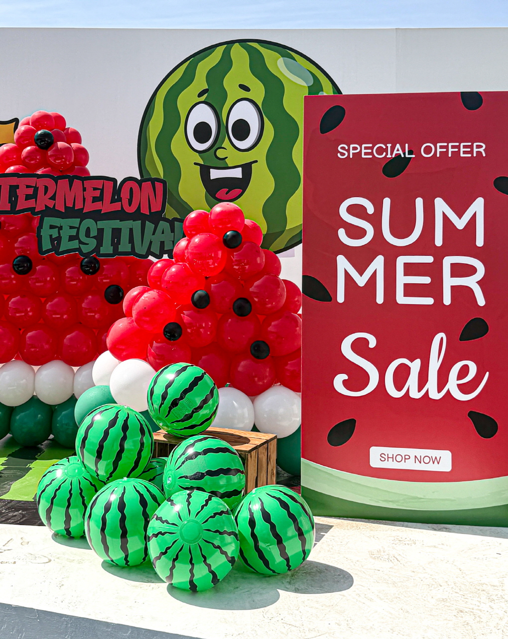 수박축제 포토존 │ 여름 시즌 맞춤 캐릭터 벌룬 연출 상세이미지 2